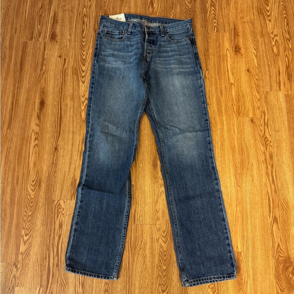 Hollister Classic Denim Jeans Brand New Condition 32x34